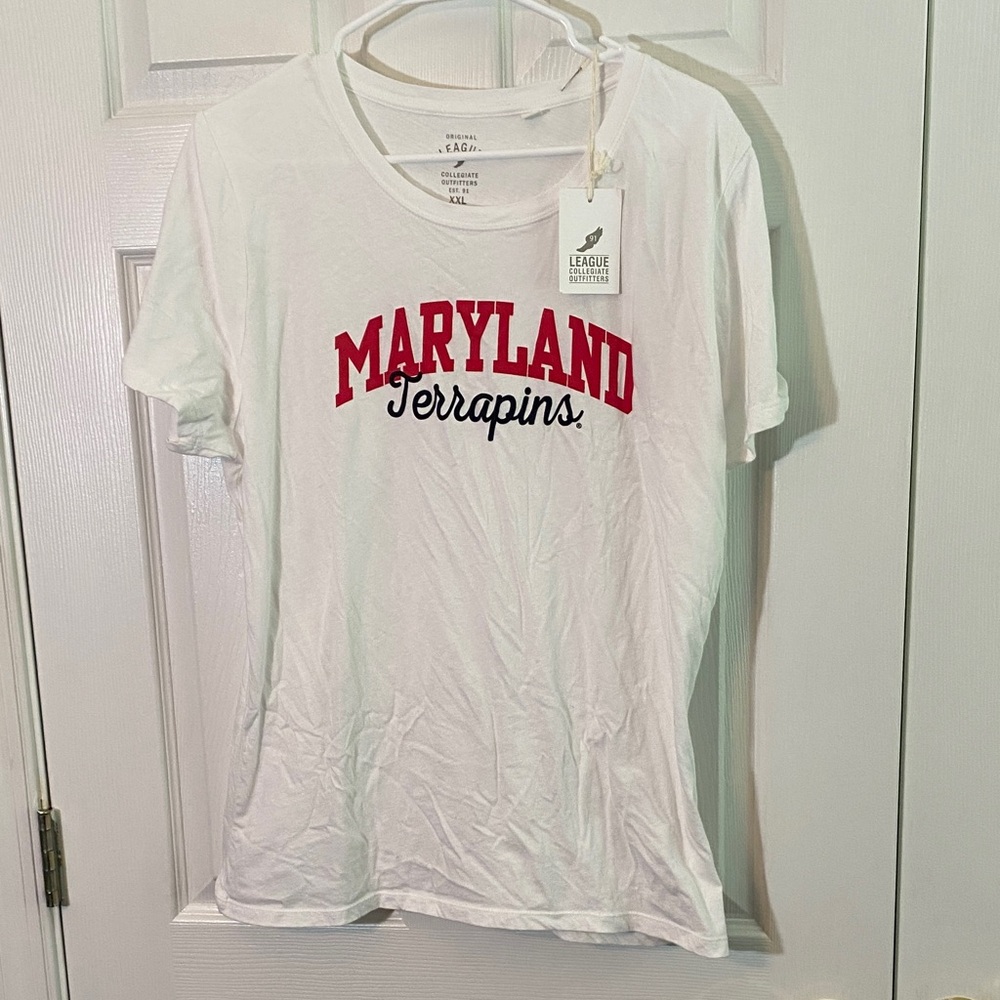 NWT University of Maryland Maryland Terrapins White 2X Short Sleeve Tee